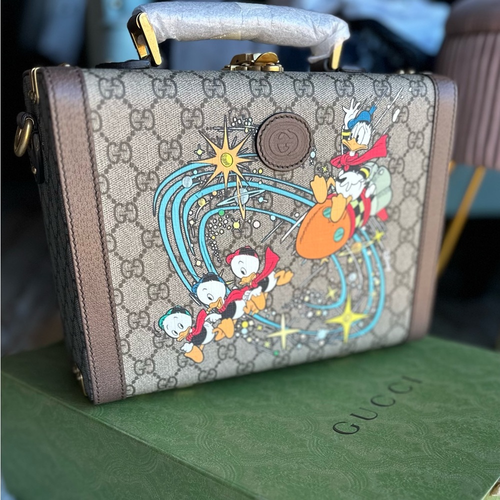 Gucci X Disney Donald Duck Mini-Trunk/ Canvas GG Beauty Case